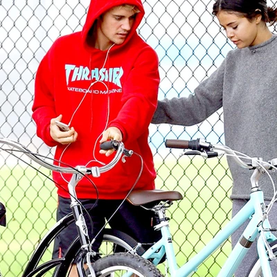 Selena Gomez và Justin Bieber nối lại tình xưa
