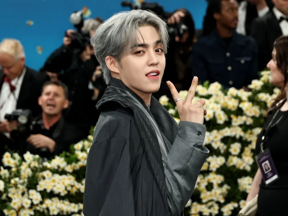 S.COUPS diện ộ trang phục được chế tác từ vải flannel len Ý
