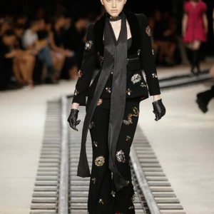 Tuần lễ Thời trang ELLE Thailand Xuân-Hè 2016