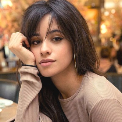 Camila Cabello chia sẻ cách dưỡng da