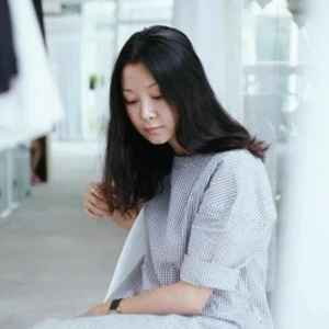 Chan dung Nancy Le