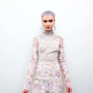 Hình ảnh hậu trường từ Bridal Spring Fashion Week 2017 - ellevietnam 42