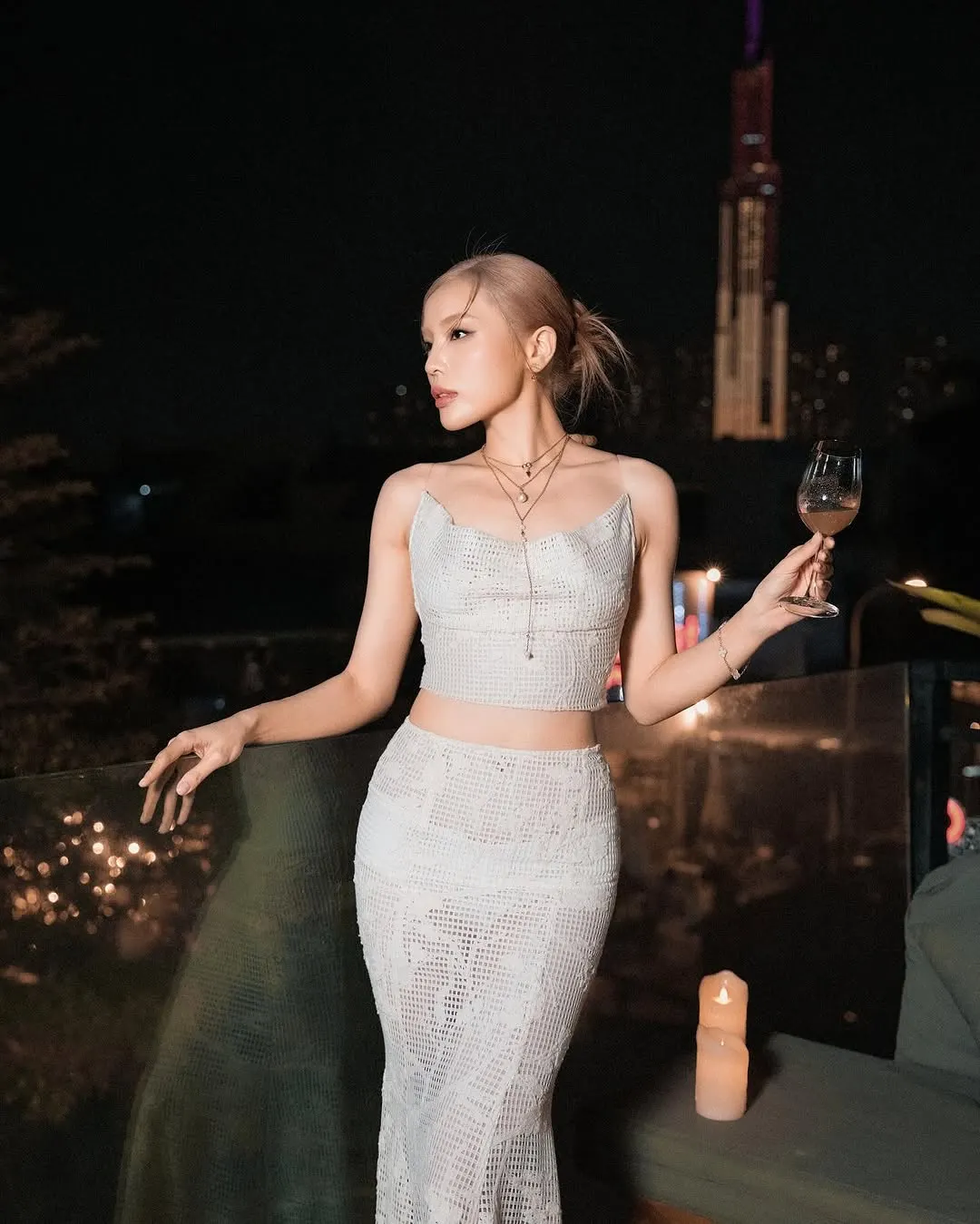 Kỳ Duyên mặc đồ nội y