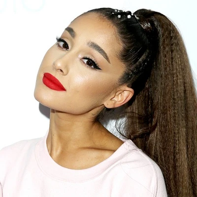 sản phẩm làm đẹp của Adriana Grande