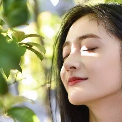 dưỡng da khỏi ánh nắng