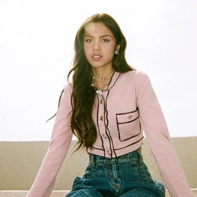 olivia rodrigo thời trang gen z