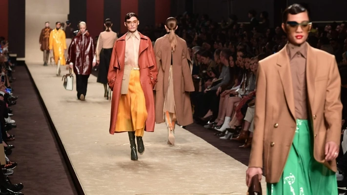 Điểm tin thời trang - Fendi chia tay Karl Lagerfeld trong BST Haute Couture, Gucci gây hoang mang với công bố doanh thu mới nhất