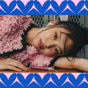 Jennie màu hồng phấn