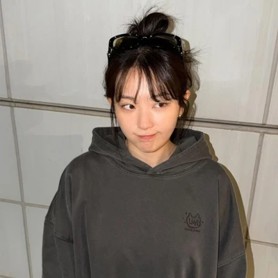 Tham khảo kiểu cắt tóc mái bạn thích từ sao Hàn