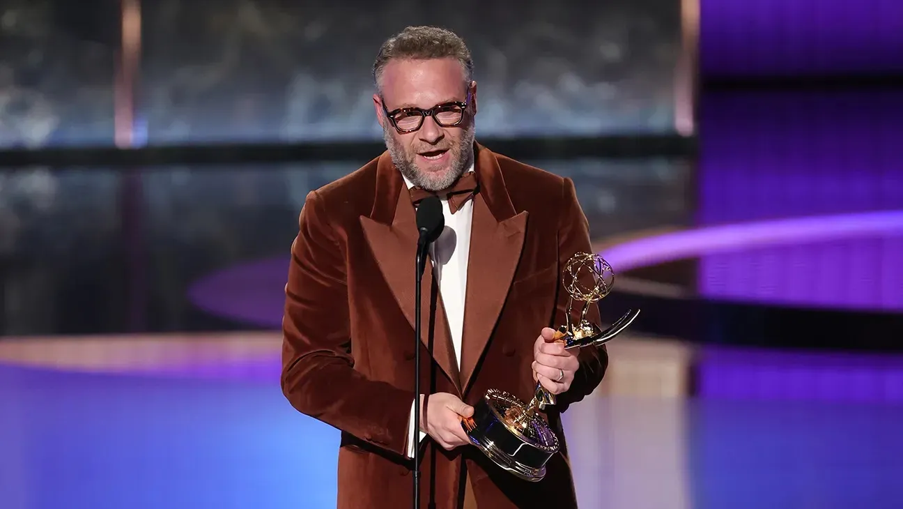 Seth Rogen vừa là nhà sản xuất, vừa là diễn viên chính, đã trở thành tâm điểm chú ý. Anh thắng giải Nam chính hài, đồng thời cùng ê-kíp ẵm giải Kịch bản và Đạo diễn tại Emmys 2025