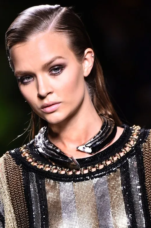 Phong cách làm đẹp độc đáo tại Paris Fashion Week Xuân-Hè 2017 ELLE VN