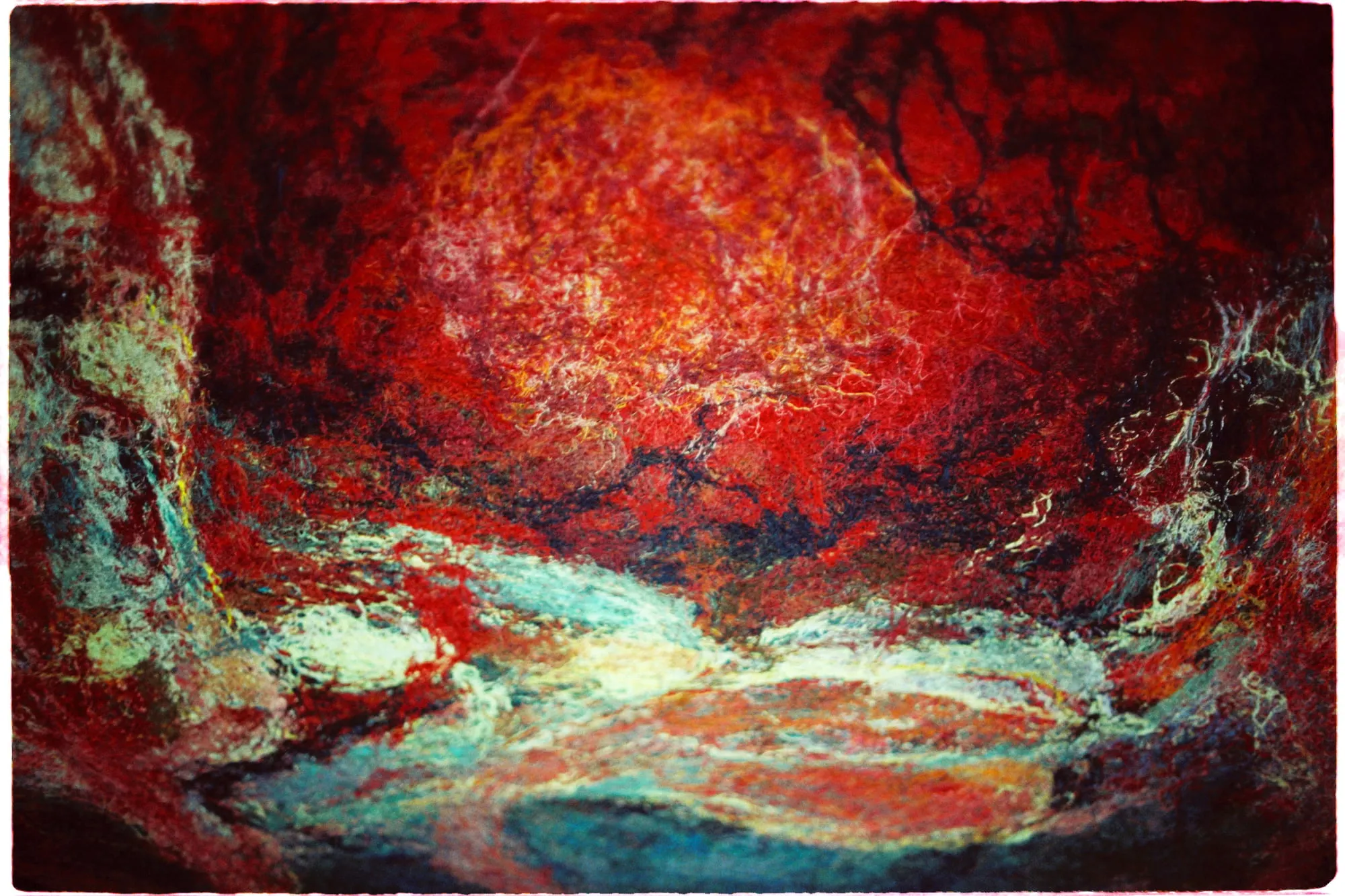 Tác phẩm Giữa <mark class=