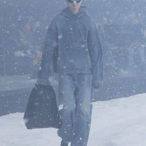 Balenciaga RTW Thu Đông 2022 look 52