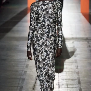 00053-prada-fall-2023-ready-to-wear-credit-gorunway