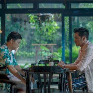 Ngôi nhà bươm bướm - Từ sân khấu đến thước phim điện ảnh
