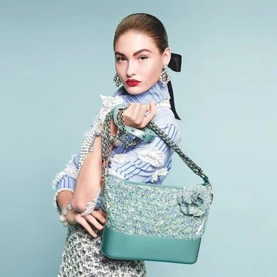 Túi xách Gabrielle thương hiệu thời trang Chanel - Ad Campaign 2018