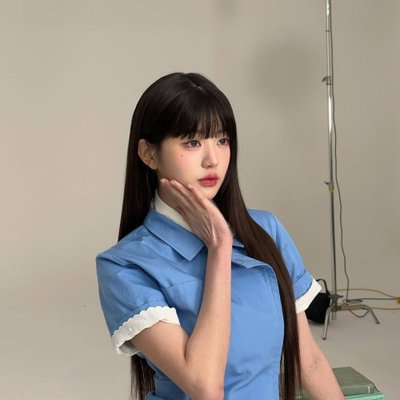 Jang wonyoung có làn da không tì vết nhờ chăm chỉ chăm sóc da