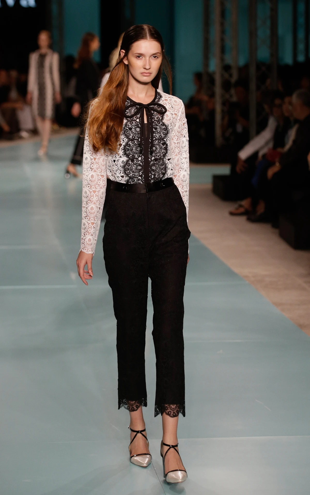 Tuần lễ Thời trang ELLE Thailand Xuân Hè 2016