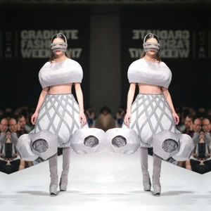 Mãn nhãn đêm diễn thời trang tốt nghiệp 