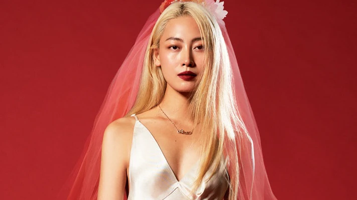 trang điểm cho cô dâu ngày cưới