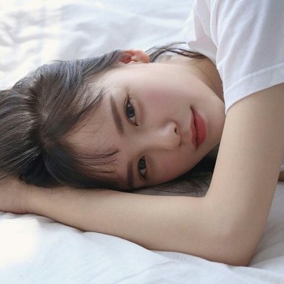 cô gái đẹp - sữa tắm dưỡng trắng da ft01