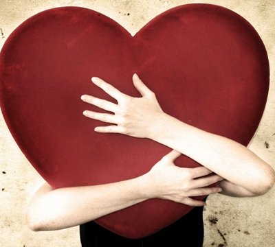 ELLE lắng nghe bạn: Tìm một mối quan hệ xứng đáng
