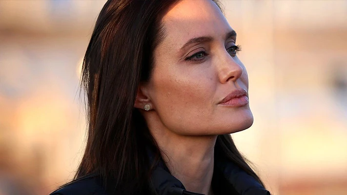 Angelina Jolie: