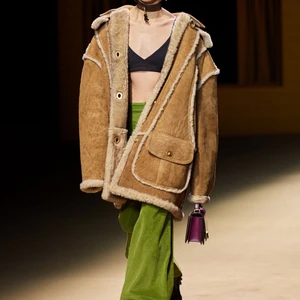 Coach Thu-Đông 2022 look 2
