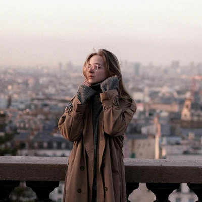 Lời khuyên về lựa chọn ổn định hay theo đuổi khát vọng cá nhân.