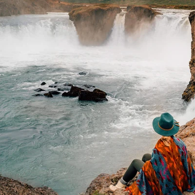 thác nước ở Iceland 9