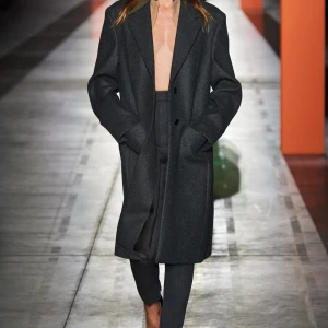 00020-prada-fall-2023-ready-to-wear-credit-gorunway