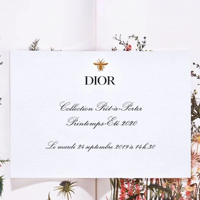 thiệp mời bộ sưu tập dior xuân hè 2020