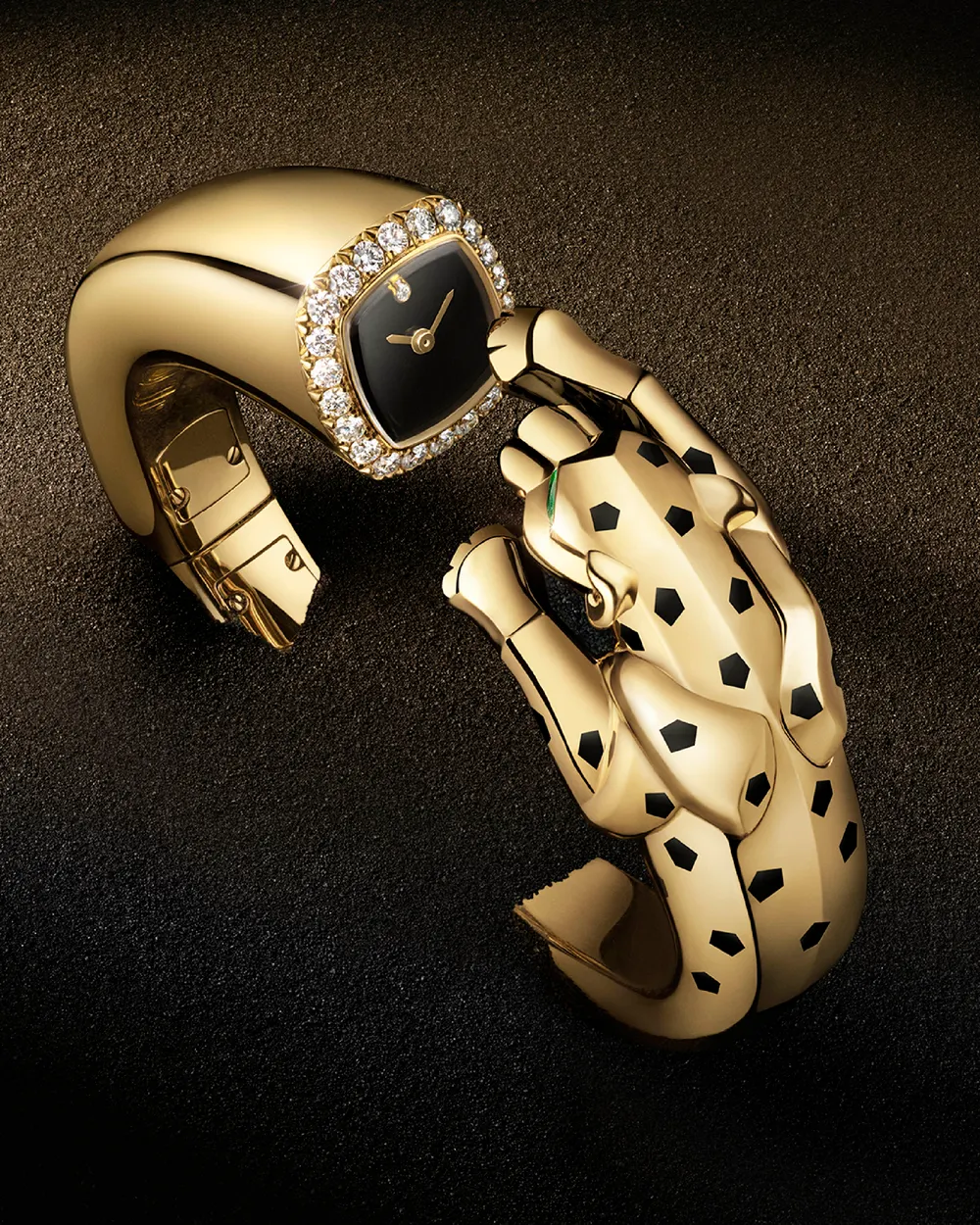 lắc đồng hồ Cartier