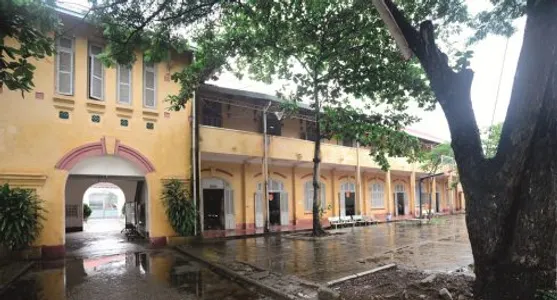 truong-chau-van-liem-can-tho-cong-trinh-tram-tuoi-2