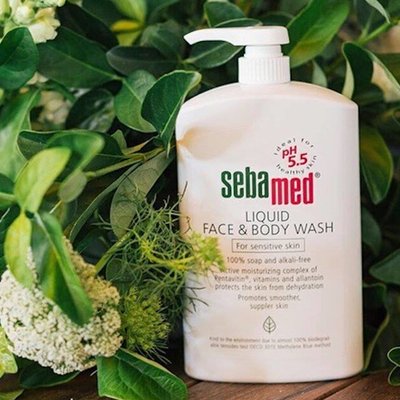 sữa rửa mặt Sebamed cho da nhạy cảm