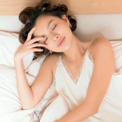 ELLE lắng nghe bạn: Tìm lại cảm hứng trong công việc ở độ tuổi 30