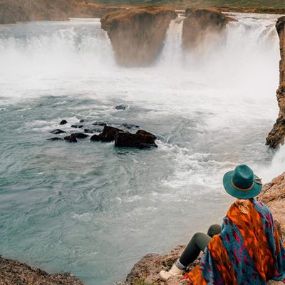 thác nước ở Iceland 9