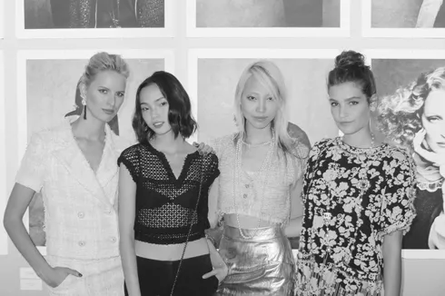 004_THE LITTLE BLACK JACKET EXHIBITION IN SINGAPORE_KAROLINA KURKOVA & JU XIAO WEN & SOO JOO & ALMA JODOROWSKY