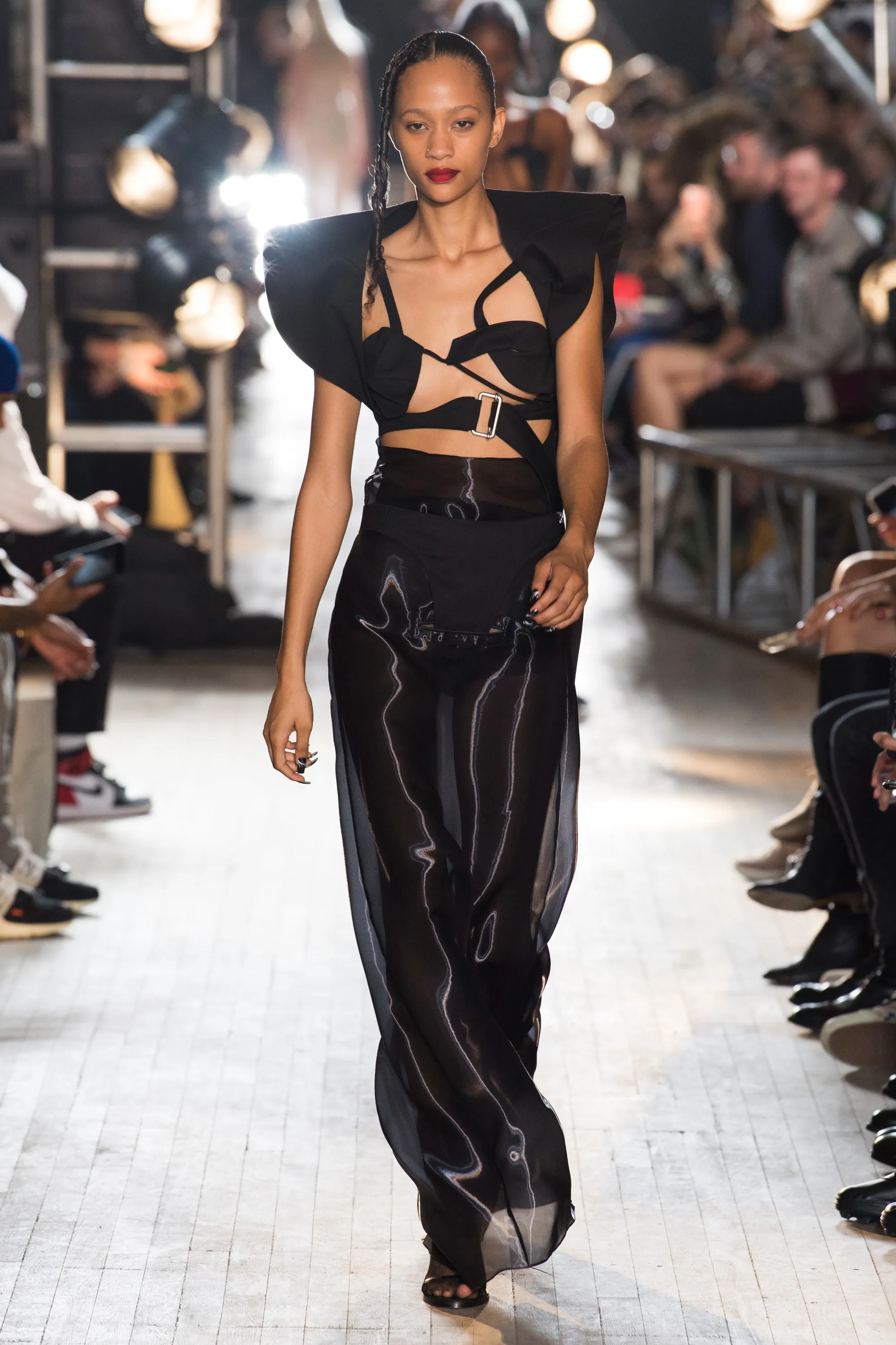5 BST nổi bật trong ngày trình diễn thứ năm của NYFW Spring 2018