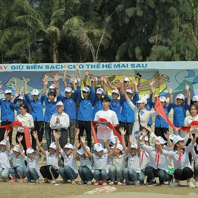 cắt băng khánh thành dự án