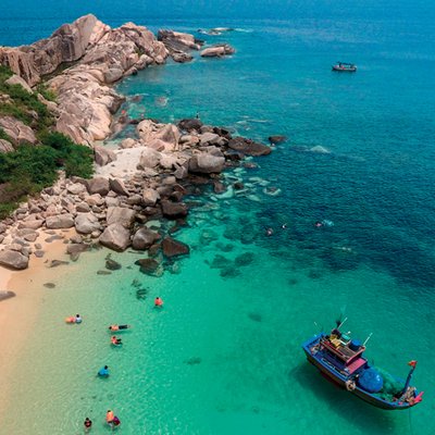 hòn đảo hoang sơ tại Việt Nam