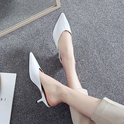 Xu hướng giày mules mùa Hè 2020