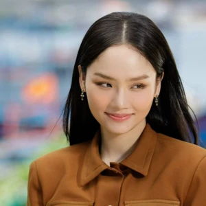 miu lê nỗ lực trong diễn xuất