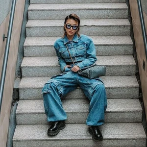 xu hướng denim on denim 2022