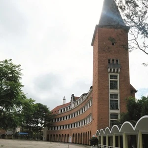 Trường Cao Đẳng Sư Phạm Đà Lạt – Nỗi u hoài về thời gian đã mất