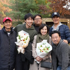 “Mang Mẹ Đi Bỏ”: Dự án phim gia đình đậm chất Việt, được kể bằng ngôn ngữ điện ảnh đầy tinh tế của Hàn Quốc