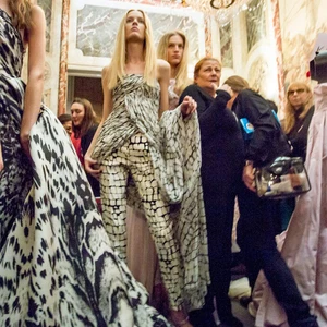 Haute Couture - Thế giới thời trang xa hoa, khốc liệt bậc nhất - ELLE VN