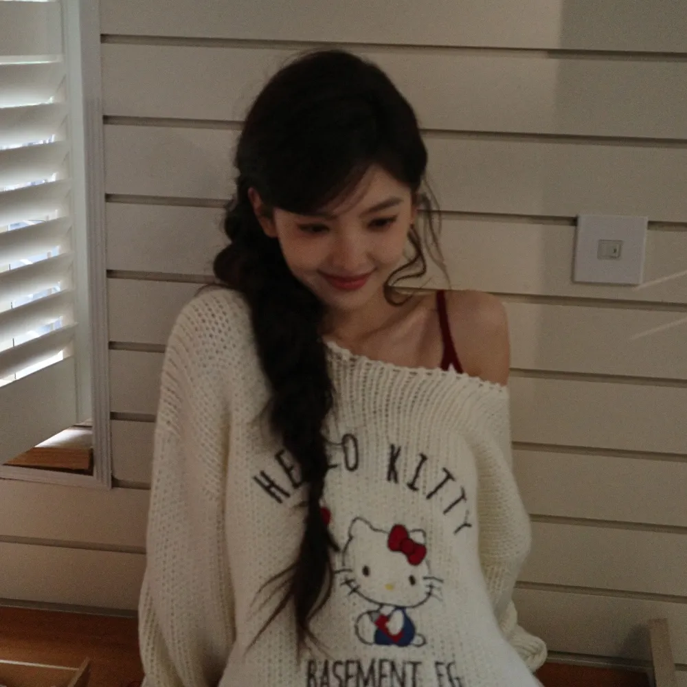 Chương Nhược Nam với kiểu tóc đơn giản tết một bên