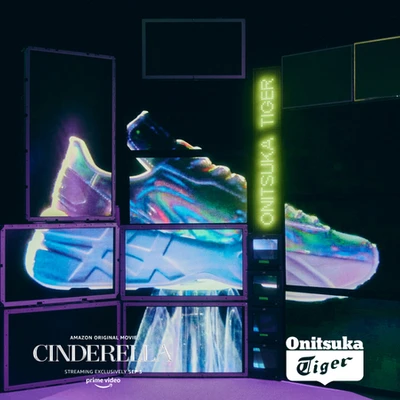 Cận cảnh đôi giày sneakers lấy cảm hứng từ cinderella
