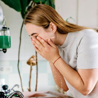 dưỡng da tại nhà với mặt nạ trứng gà